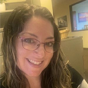 Meet your Posher, Jaclyn